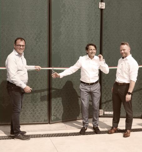 Hug Engineering Italy inaugurates its new facilities in Turate